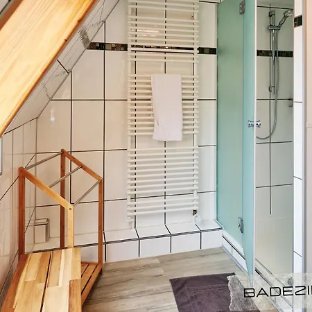 Ferienwohnung Mit Balkon In Zentraler Und Ruhiger Lage Büsum Buitenkant foto