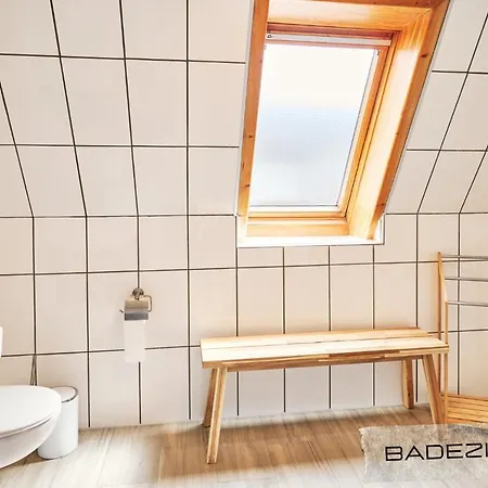 Ferienwohnung Mit Balkon In Zentraler Und Ruhiger Lage Büsum Buitenkant foto