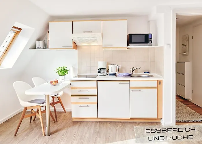 Ferienwohnung Mit Balkon In Zentraler Und Ruhiger Lage