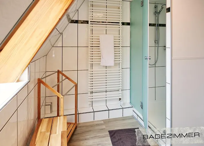 Ferienwohnung Mit Balkon In Zentraler Und Ruhiger Lage